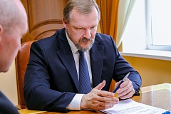 Глава Сергей Путмин поручил выделить 835 тысяч рублей на ремонт ФАПа в Осиннике